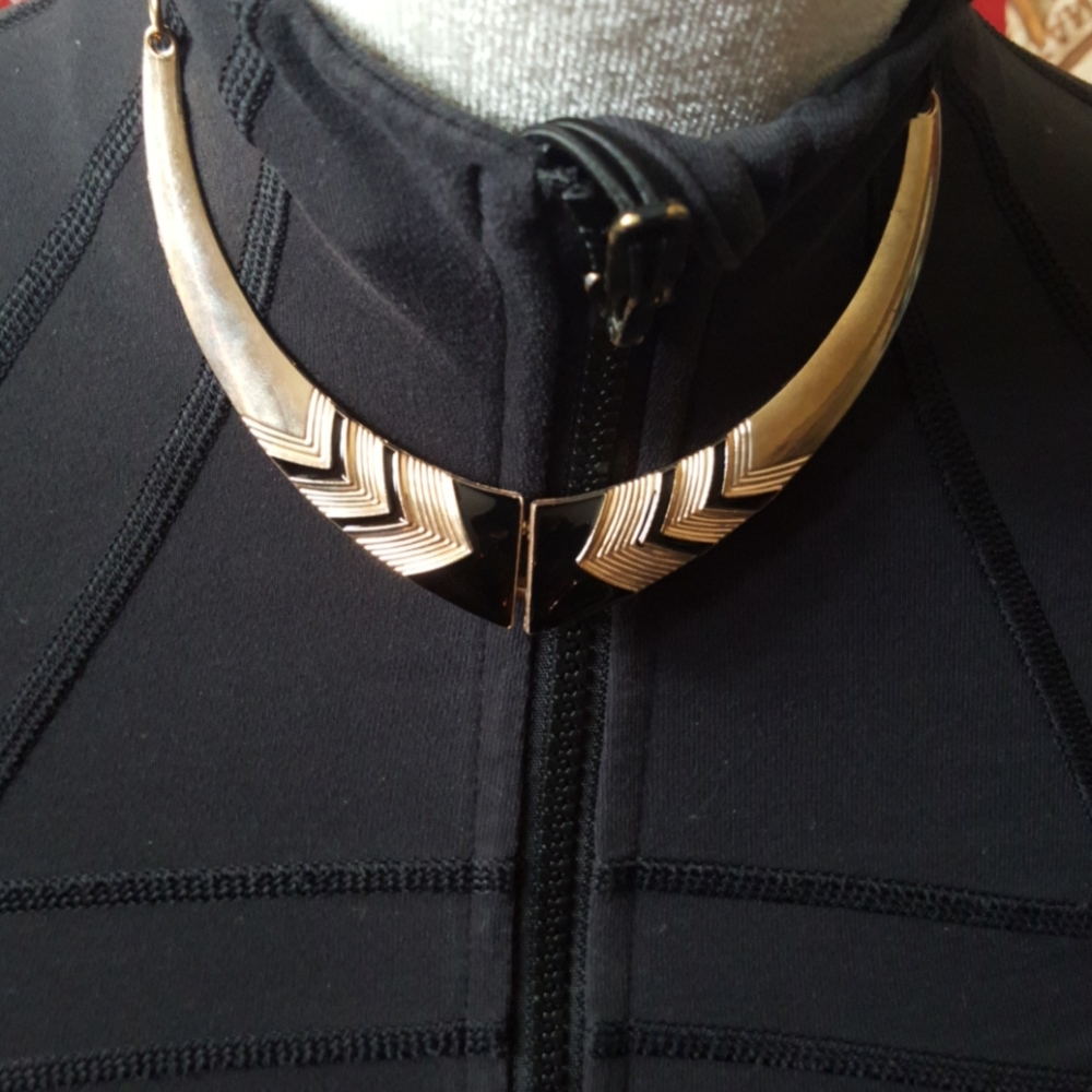 Necklace - Picture 2 of 5